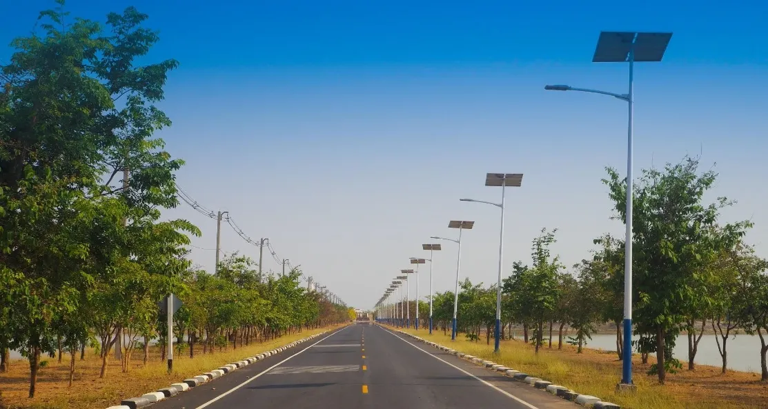 solar street light